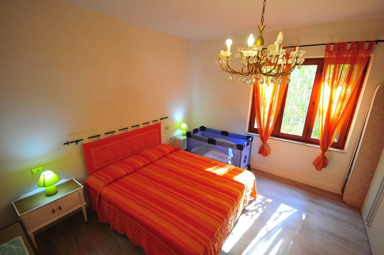 Residenza I Melograni Villa Porto Ottiolu Exteriör bild